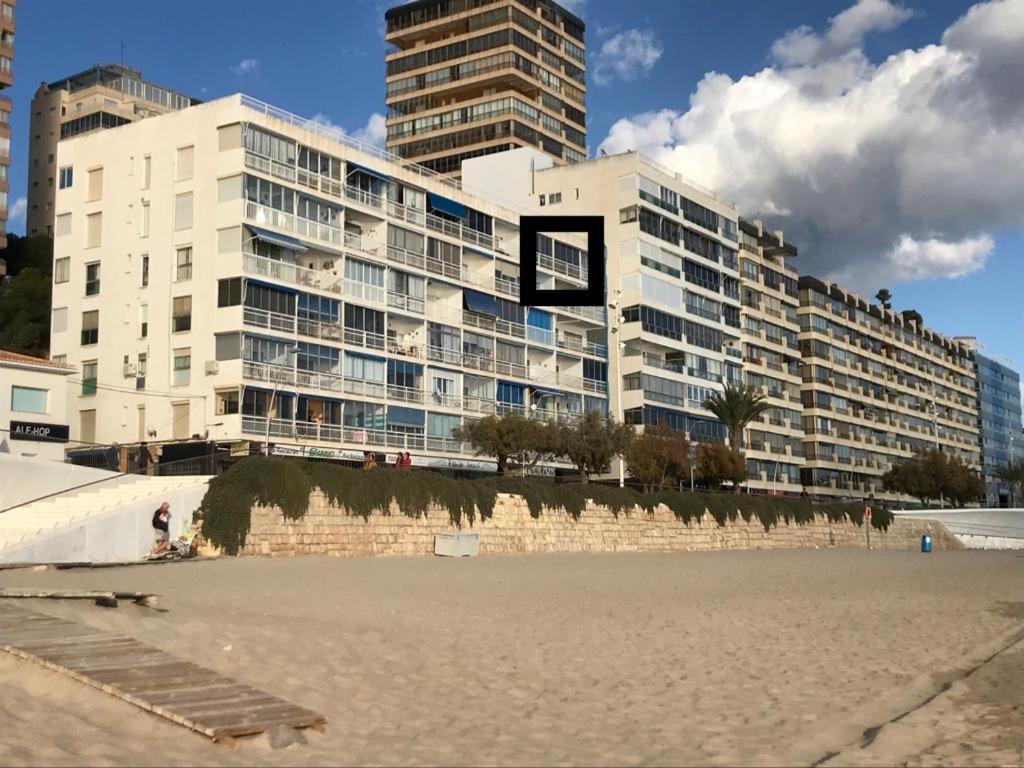 בנידורם Los Fernandos, 1St Line Beachfront Poniente, 2 Bedroom Apartment Ocean Terrace מראה חיצוני תמונה