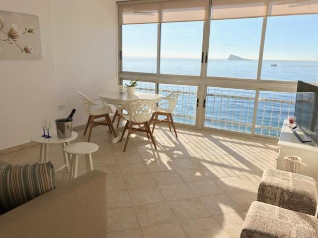 בנידורם Los Fernandos, 1St Line Beachfront Poniente, 2 Bedroom Apartment Ocean Terrace מראה חיצוני תמונה