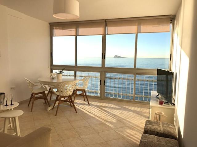 בנידורם Los Fernandos, 1St Line Beachfront Poniente, 2 Bedroom Apartment Ocean Terrace מראה חיצוני תמונה